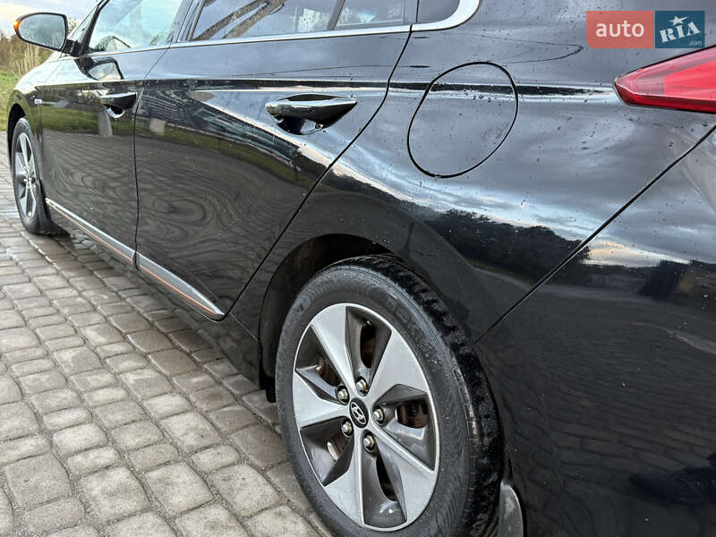 Хэтчбек Hyundai Ioniq 2018 в Львове фото 20 Хэтчбек Hyundai Ioniq 2018 в Львове