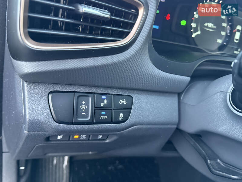 Хэтчбек Hyundai Ioniq 2018 в Львове фото 37 Хэтчбек Hyundai Ioniq 2018 в Львове