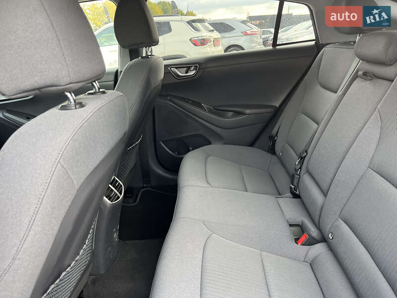 Лифтбек Hyundai Ioniq 2020 в Львове