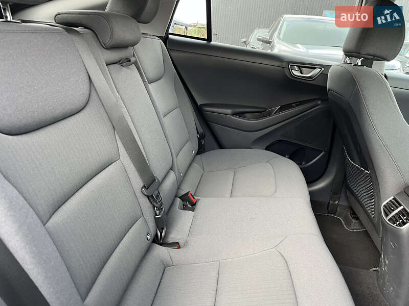 Лифтбек Hyundai Ioniq 2020 в Львове