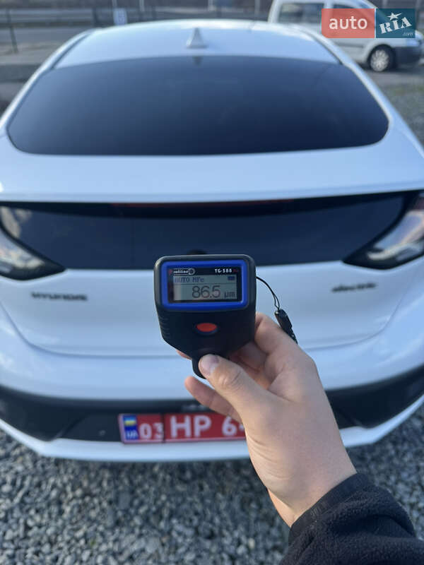 Лифтбек Hyundai Ioniq 2020 в Умани