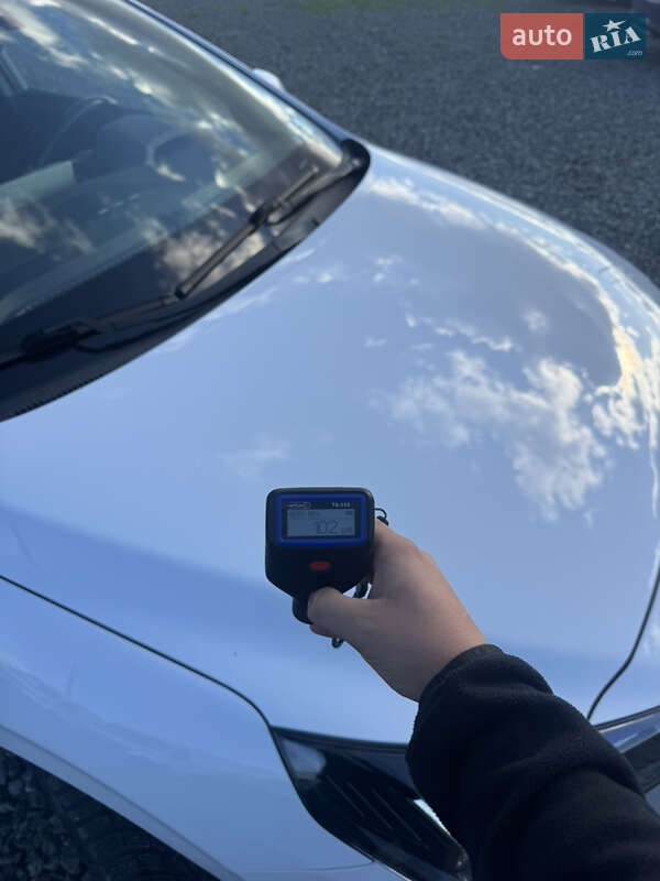 Лифтбек Hyundai Ioniq 2020 в Умани