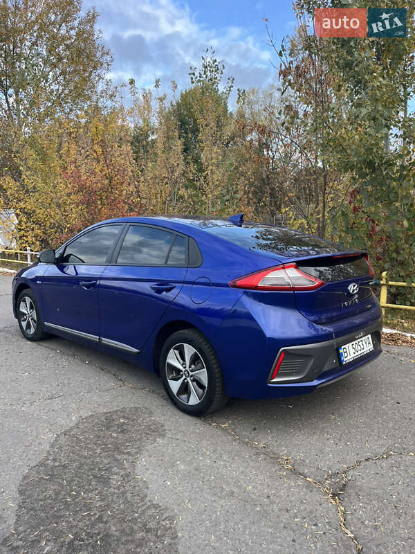 Хэтчбек Hyundai Ioniq 2019 в Полтаве