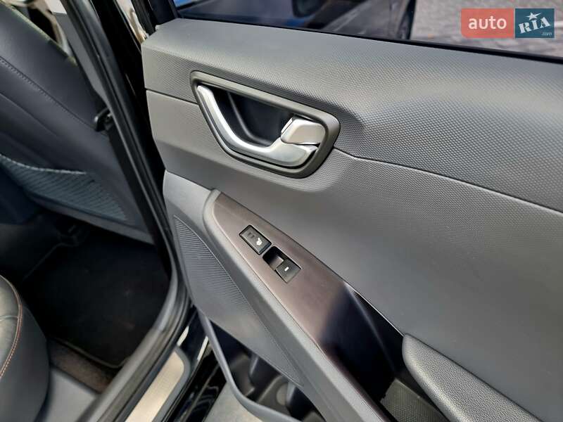 Хэтчбек Hyundai Ioniq 2018 в Виннице