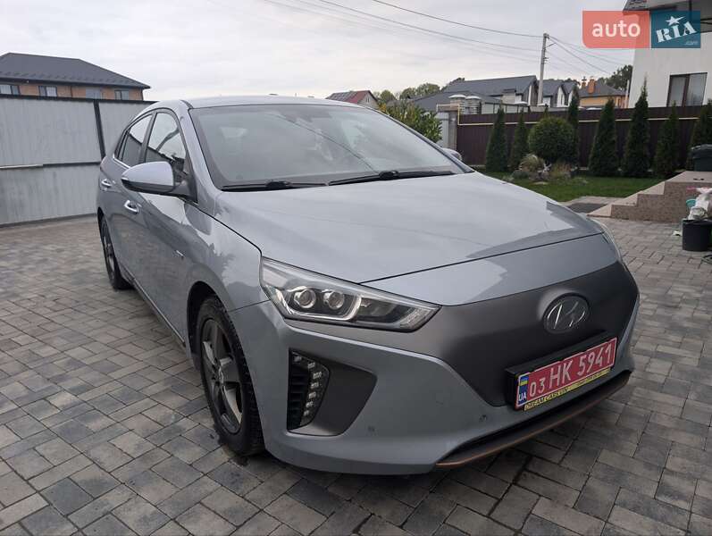 Хэтчбек Hyundai Ioniq 2016 в Виннице фото 7 Хэтчбек Hyundai Ioniq 2016 в Виннице