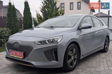 Хетчбек Hyundai Ioniq 2016 в Вінниці