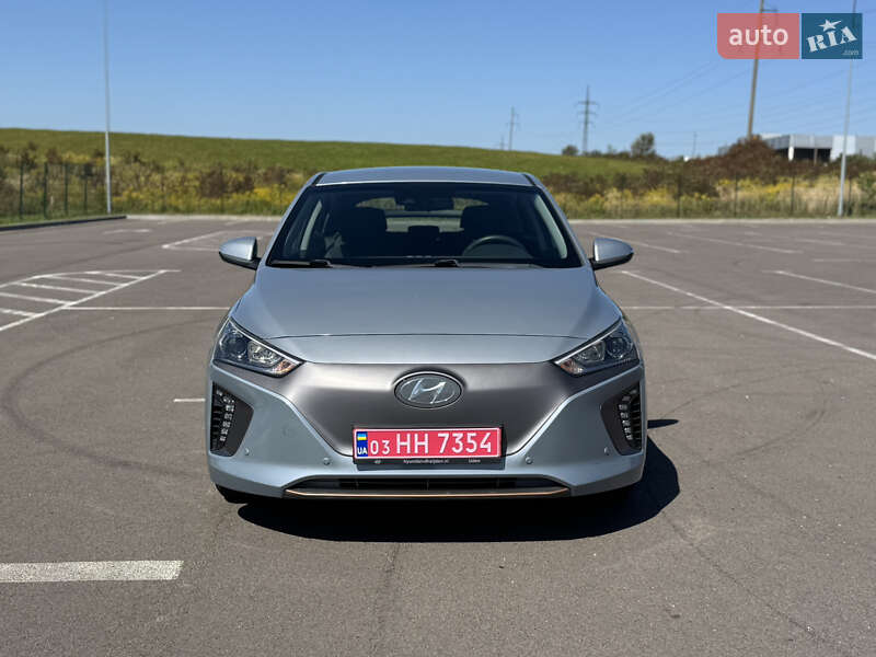 Хетчбек Hyundai Ioniq 2016 в Рівному