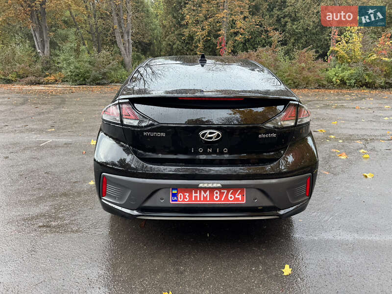 Лифтбек Hyundai Ioniq 2020 в Луцке