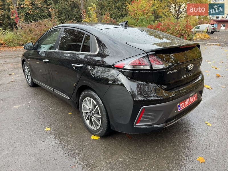 Лифтбек Hyundai Ioniq 2020 в Луцке