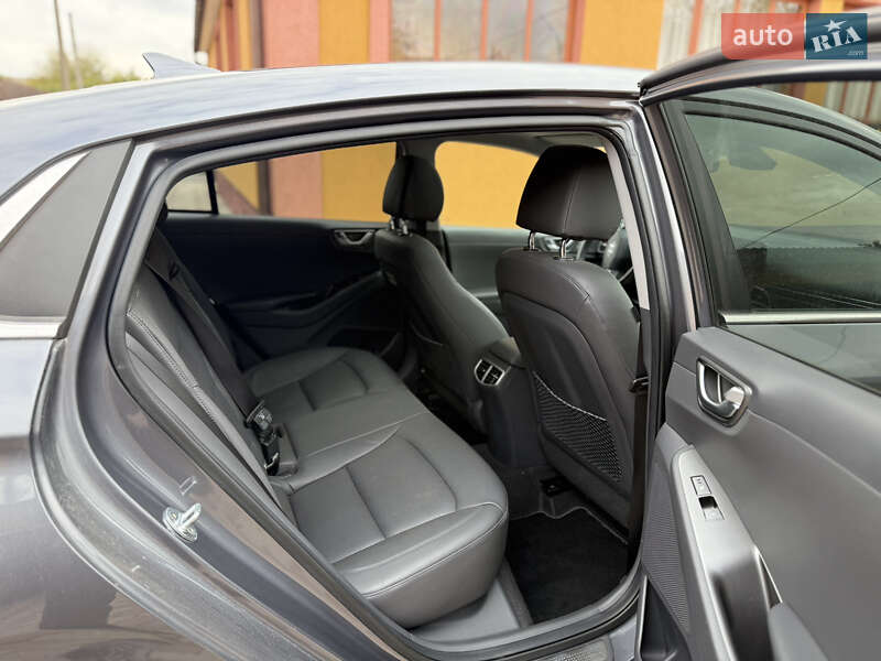 Лифтбек Hyundai Ioniq 2020 в Ровно
