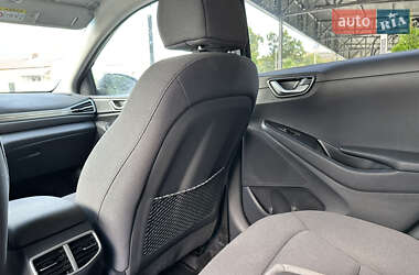 Лифтбек Hyundai Ioniq 2020 в 