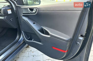 Лифтбек Hyundai Ioniq 2020 в 