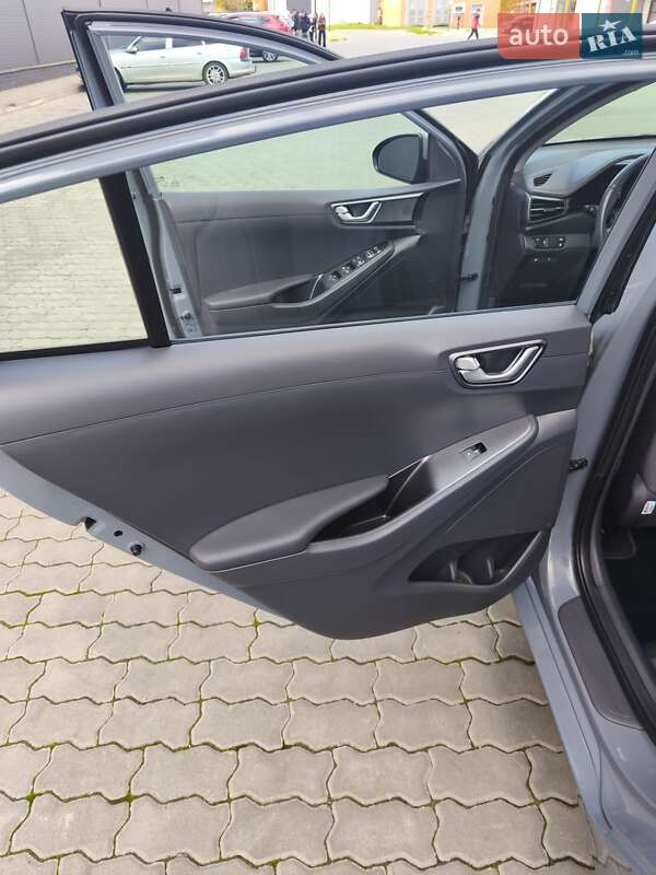Лифтбек Hyundai Ioniq 2021 в Трускавце фото 44 Лифтбек Hyundai Ioniq 2021 в Трускавце