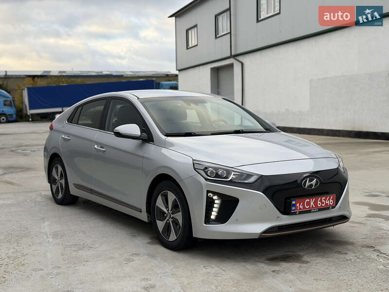 Хэтчбек Hyundai Ioniq 2018 в Виннице фото 4 Хэтчбек Hyundai Ioniq 2018 в Виннице
