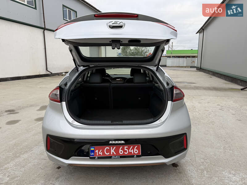 Хэтчбек Hyundai Ioniq 2018 в Виннице фото 9 Хэтчбек Hyundai Ioniq 2018 в Виннице