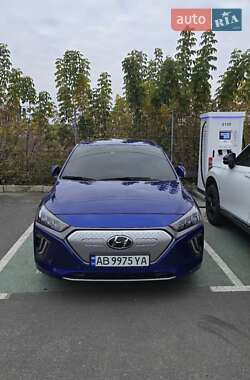 Хэтчбек Hyundai Ioniq 2019 в 