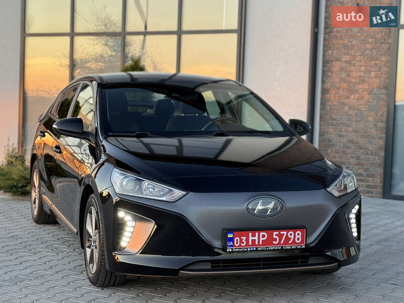 Хэтчбек Hyundai Ioniq 2018 в Тернополе