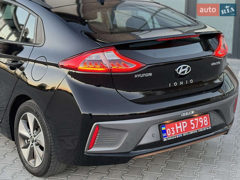 Хэтчбек Hyundai Ioniq 2018 в Тернополе