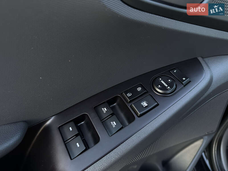 Хэтчбек Hyundai Ioniq 2018 в Тернополе