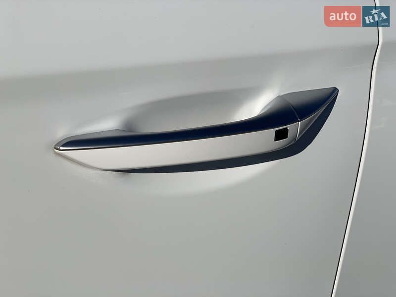 Лифтбек Hyundai Ioniq 2021 в Ровно