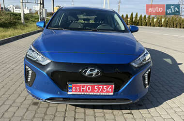 Хэтчбек Hyundai Ioniq 2018 в 