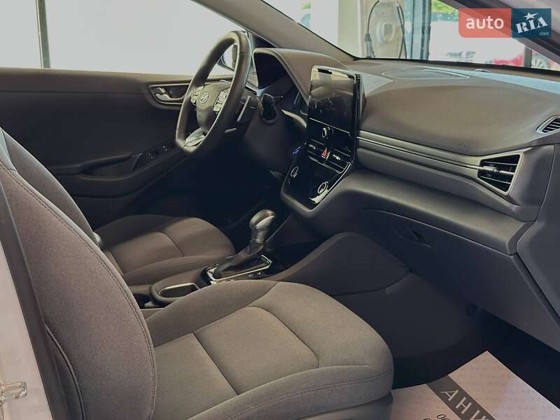 Ліфтбек Hyundai Ioniq 2020 в Львові