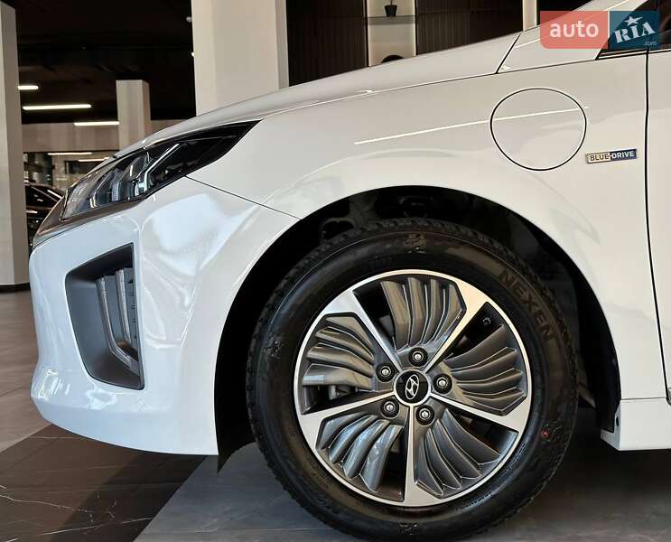 Ліфтбек Hyundai Ioniq 2020 в Львові