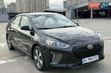Хэтчбек Hyundai Ioniq 2018 в 