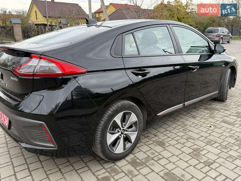 Хэтчбек Hyundai Ioniq 2018 в Львове фото 56 Хэтчбек Hyundai Ioniq 2018 в Львове