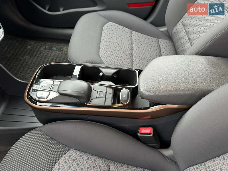 Хэтчбек Hyundai Ioniq 2018 в Львове фото 59 Хэтчбек Hyundai Ioniq 2018 в Львове