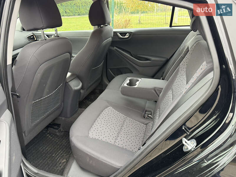 Хэтчбек Hyundai Ioniq 2018 в Львове фото 68 Хэтчбек Hyundai Ioniq 2018 в Львове