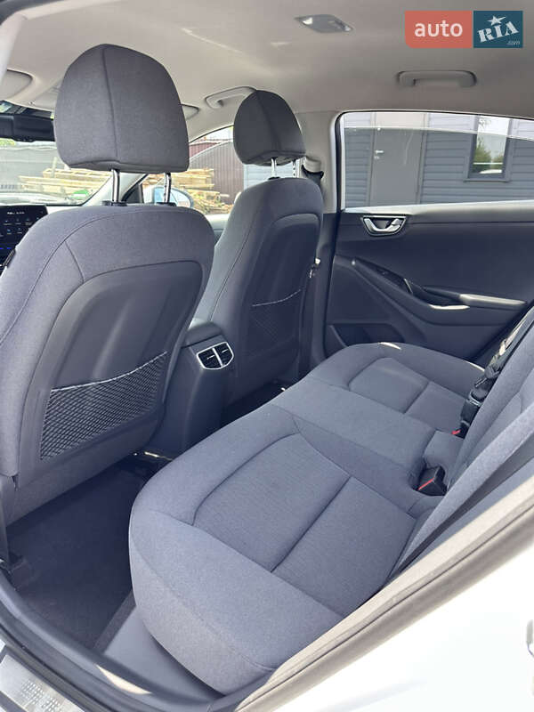 Ліфтбек Hyundai Ioniq 2020 в Старокостянтинові