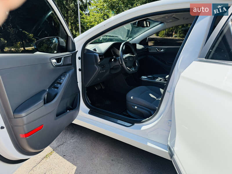Ліфтбек Hyundai Ioniq 2020 в Житомирі фото 11 Ліфтбек Hyundai Ioniq 2020 в Житомирі