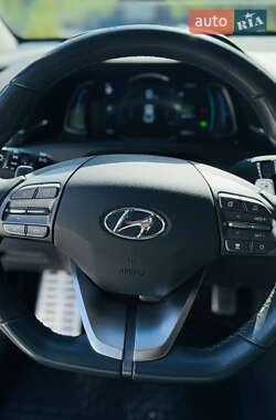 Лифтбек Hyundai Ioniq 2020 в 