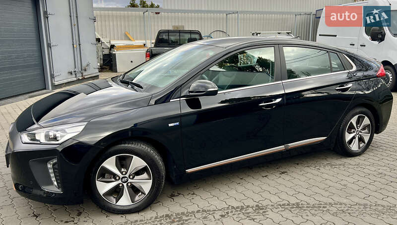 Хэтчбек Hyundai Ioniq 2019 в Луцке