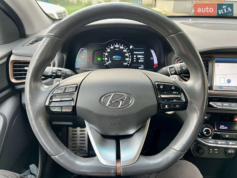 Хэтчбек Hyundai Ioniq 2019 в Луцке