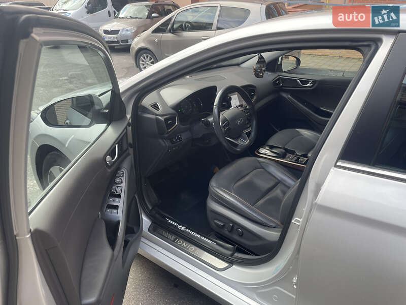 Хэтчбек Hyundai Ioniq 2017 в Тернополе
