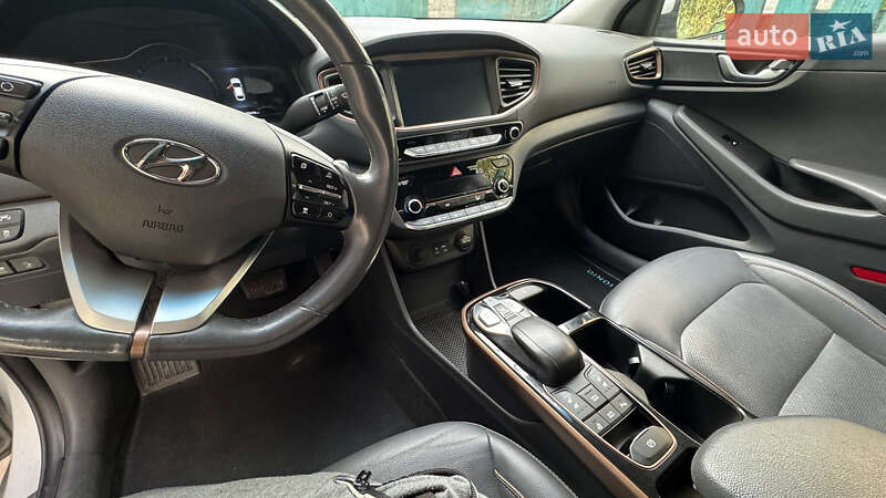 Хэтчбек Hyundai Ioniq 2018 в Запорожье фото 12 Хэтчбек Hyundai Ioniq 2018 в Запорожье