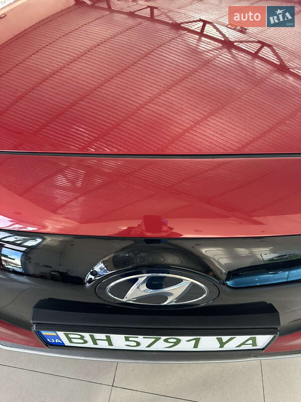 Лифтбек Hyundai Ioniq 2019 в Одессе фото 20 Лифтбек Hyundai Ioniq 2019 в Одессе