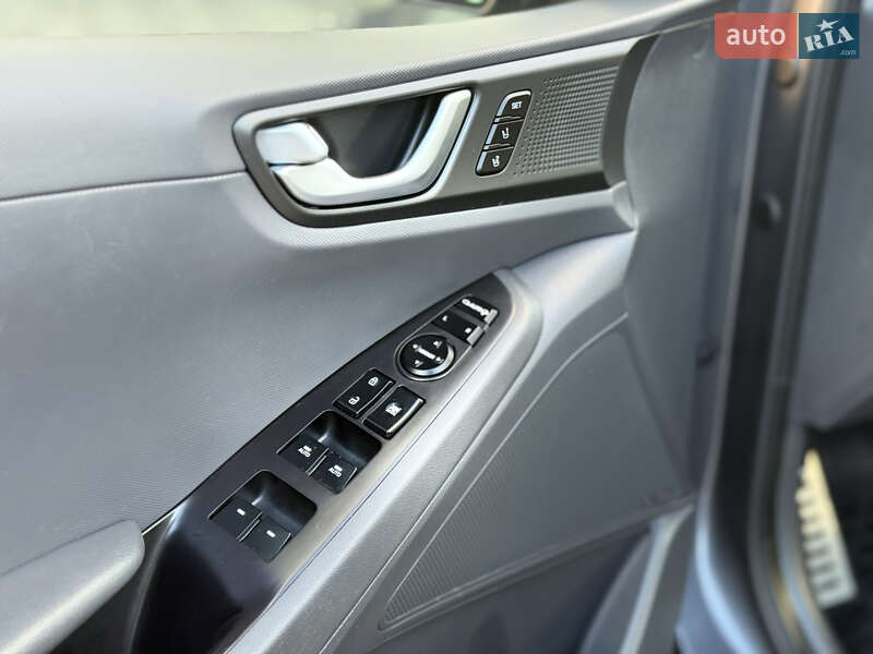Хэтчбек Hyundai Ioniq 2018 в Ивано-Франковске фото 20 Хэтчбек Hyundai Ioniq 2018 в Ивано-Франковске