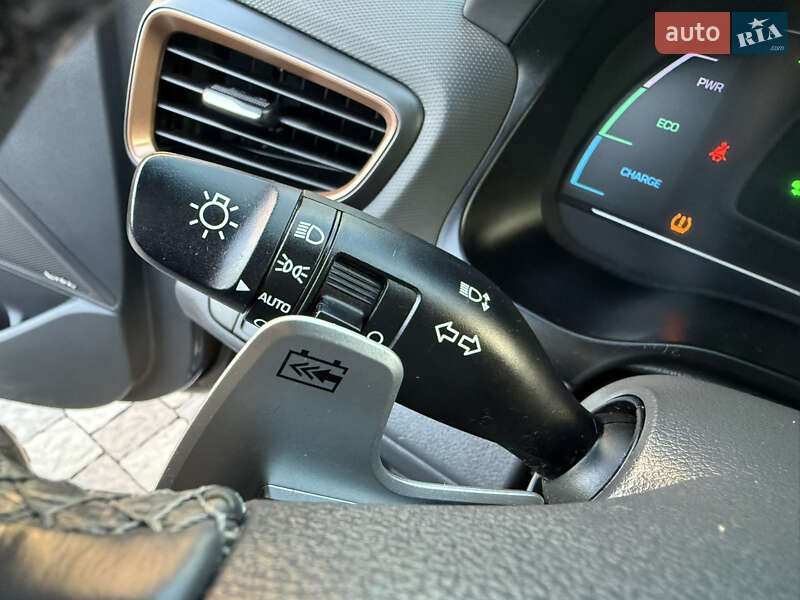 Хэтчбек Hyundai Ioniq 2018 в Ивано-Франковске фото 40 Хэтчбек Hyundai Ioniq 2018 в Ивано-Франковске