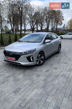 Хэтчбек Hyundai Ioniq 2018 в Ровно Хэтчбек Hyundai Ioniq 2018 в Ровно