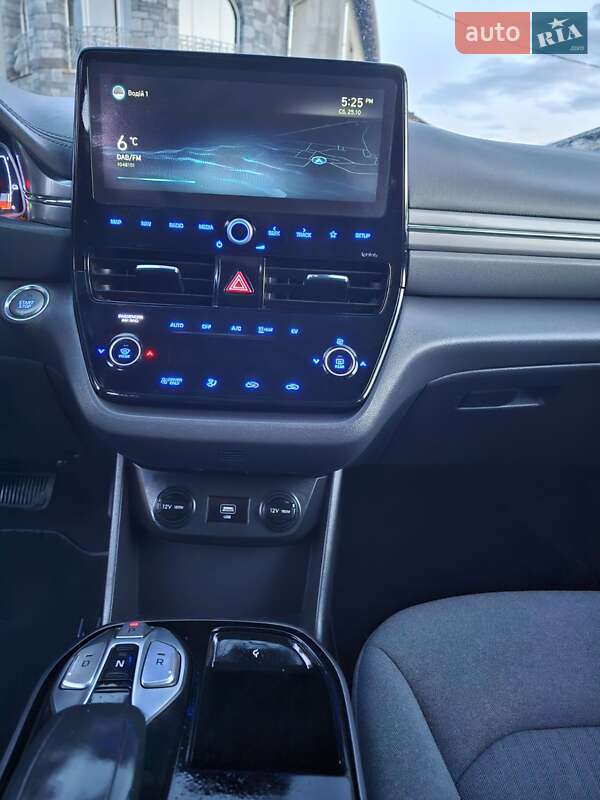 Лифтбек Hyundai Ioniq 2019 в Стрые фото 38 Лифтбек Hyundai Ioniq 2019 в Стрые