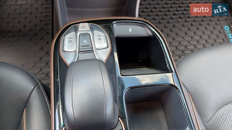 Хэтчбек Hyundai Ioniq 2016 в Умани