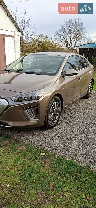 Лифтбек Hyundai Ioniq 2019 в Виннице