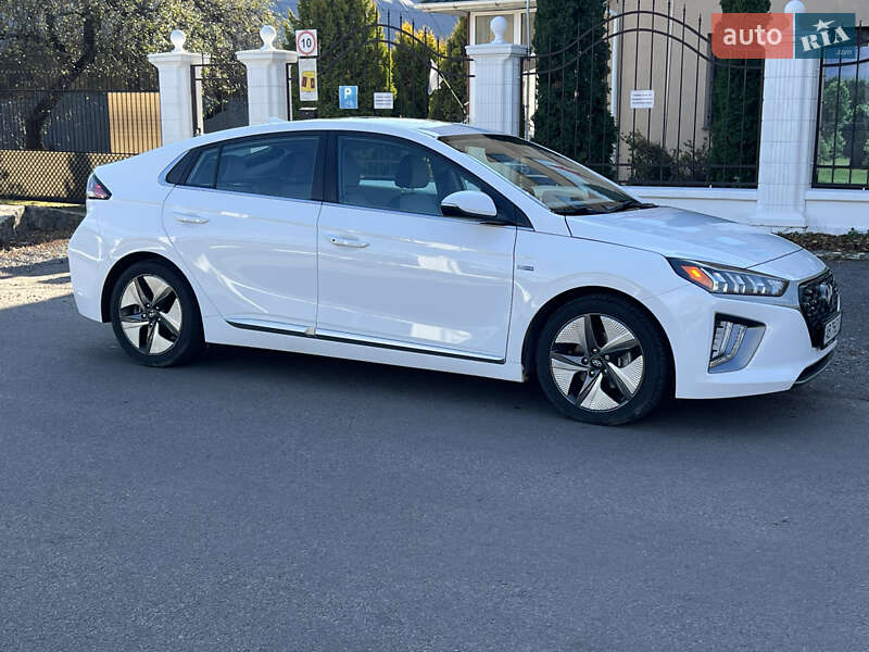 Хэтчбек Hyundai Ioniq 2019 в Виннице фото 12 Хэтчбек Hyundai Ioniq 2019 в Виннице