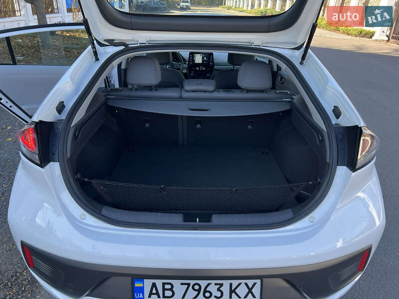 Хэтчбек Hyundai Ioniq 2019 в Виннице фото 22 Хэтчбек Hyundai Ioniq 2019 в Виннице