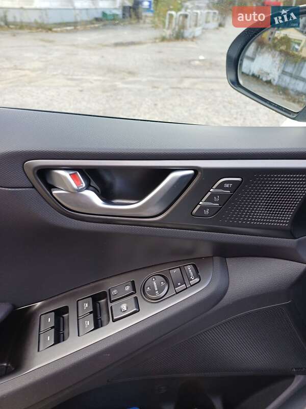 Ліфтбек Hyundai Ioniq 2021 в Києві фото 9 Ліфтбек Hyundai Ioniq 2021 в Києві