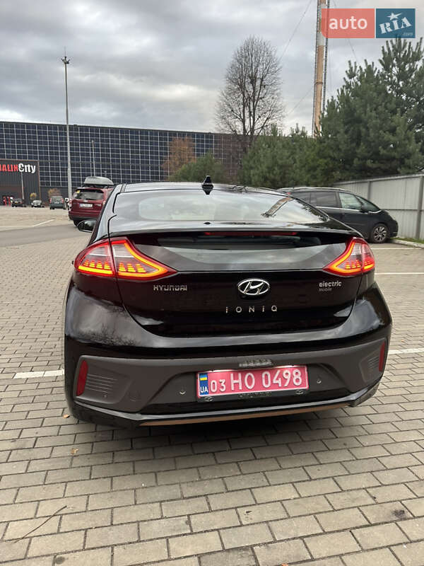 Хэтчбек Hyundai Ioniq 2017 в Луцке фото 7 Хэтчбек Hyundai Ioniq 2017 в Луцке
