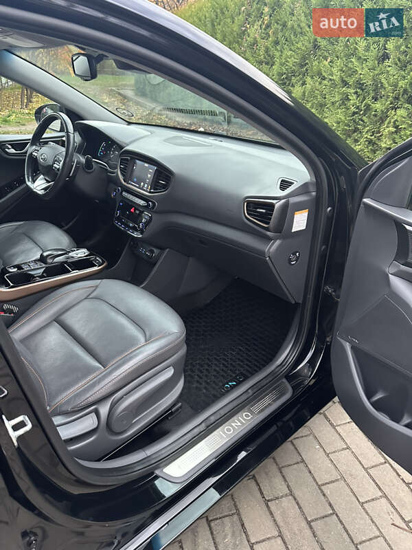 Хэтчбек Hyundai Ioniq 2017 в Луцке фото 56 Хэтчбек Hyundai Ioniq 2017 в Луцке